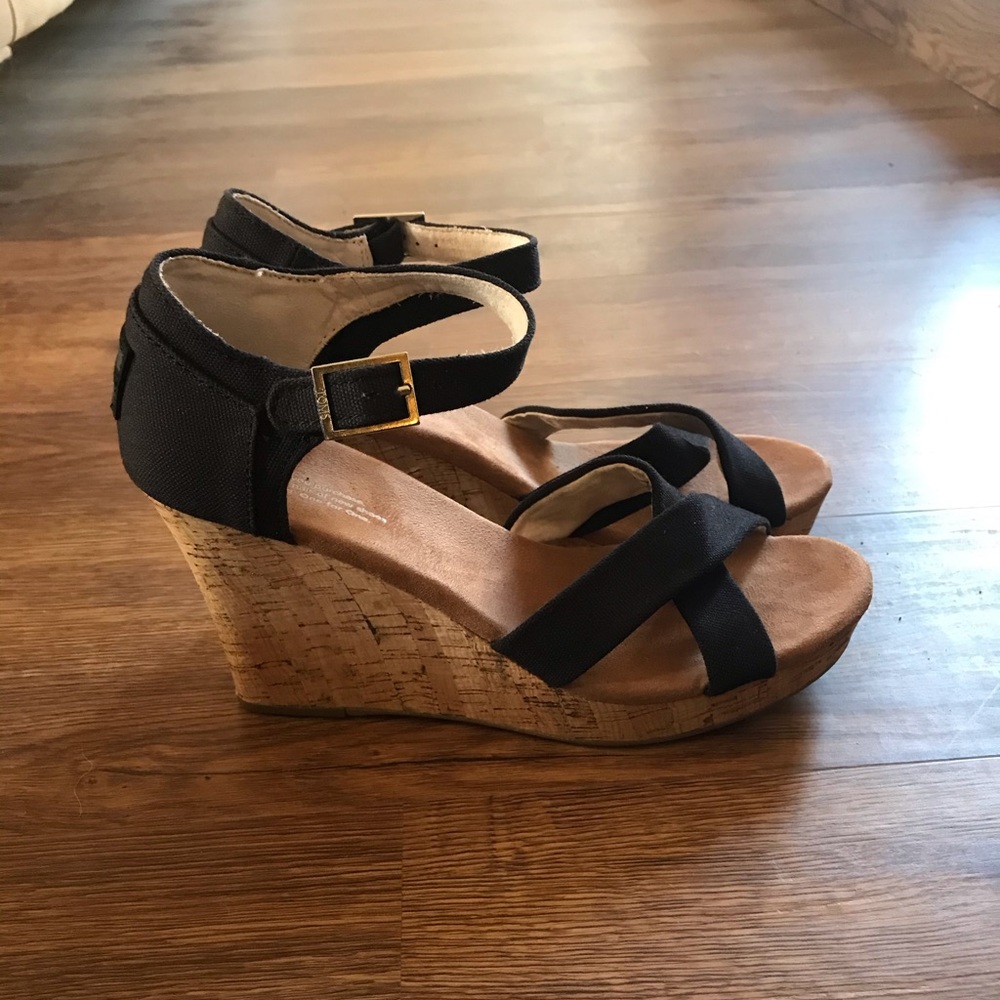 TOMS Wedges- EUC